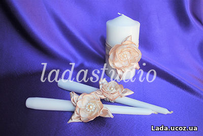 украшение свечей украина, свадебные свечи с цветком, свечи на свадьбу на заказ, свадебные аксессуары в одном стиле, свечи на свадьбе цвет пудровый, пудровая свадьба